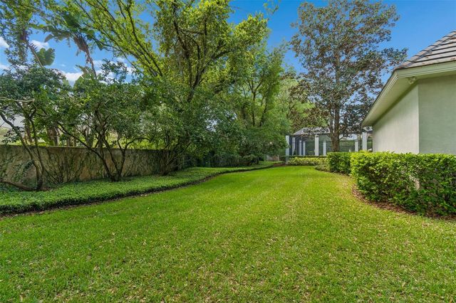 702 BERROCALES DE AVILA, Tampa, FL 33613