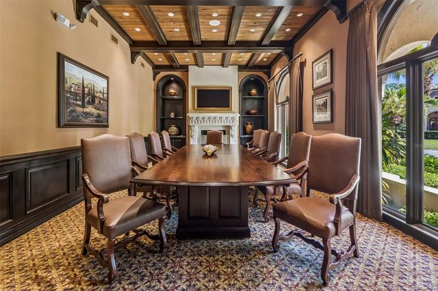 702 BERROCALES DE AVILA, Tampa, FL 33613