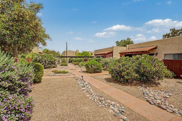 3300 E Delma Drive, Tucson, AZ 85716