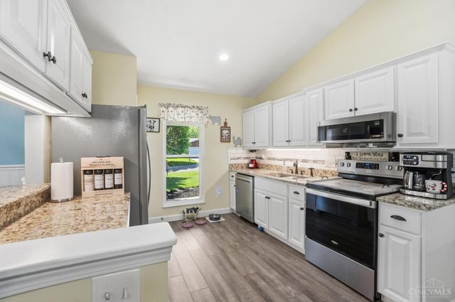 6033 Brofield Drive, Hamilton, OH 45011