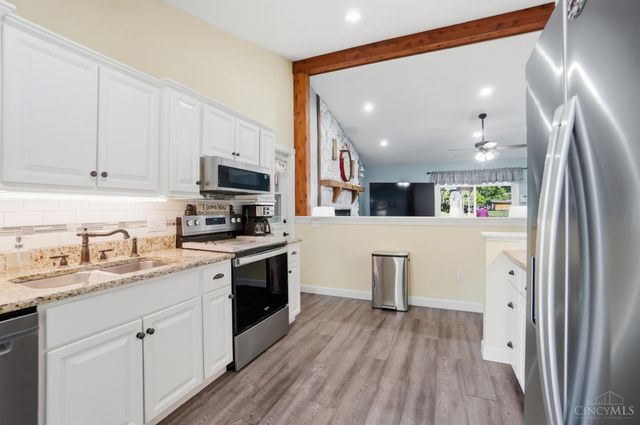 6033 Brofield Drive, Hamilton, OH 45011