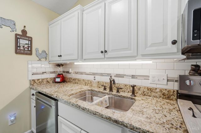6033 Brofield Drive, Hamilton, OH 45011