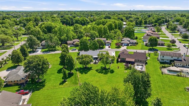 6033 Brofield Drive, Hamilton, OH 45011