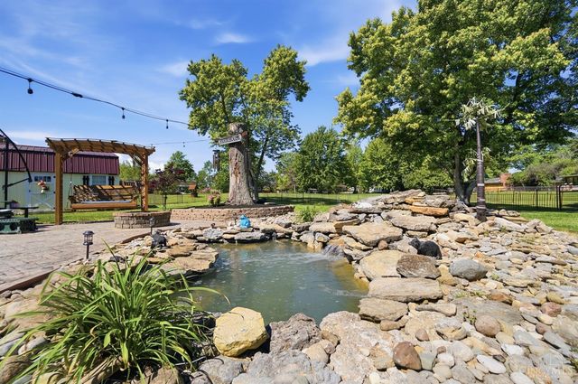 6033 Brofield Drive, Hamilton, OH 45011