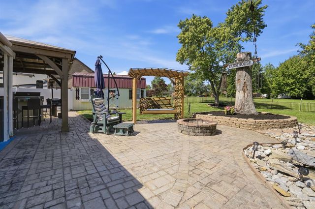 6033 Brofield Drive, Hamilton, OH 45011