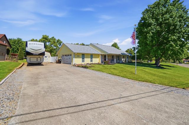 6033 Brofield Drive, Hamilton, OH 45011
