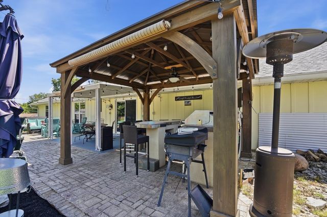 6033 Brofield Drive, Hamilton, OH 45011