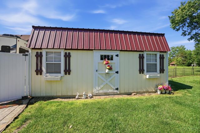 6033 Brofield Drive, Hamilton, OH 45011