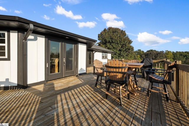 1010 Wall Circle, Chesnee, SC 29323