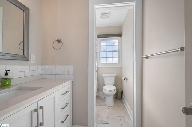 1010 Wall Circle, Chesnee, SC 29323