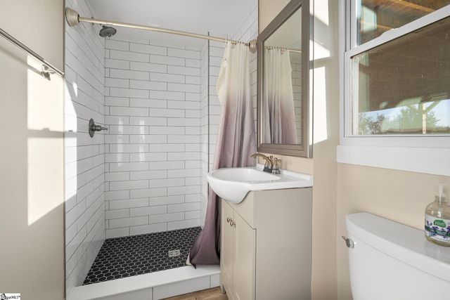 1010 Wall Circle, Chesnee, SC 29323