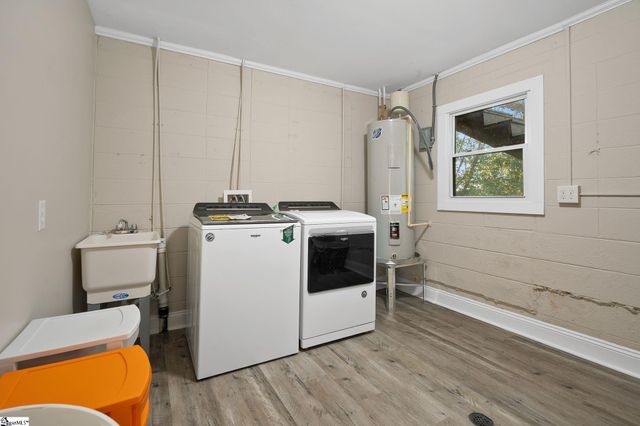 1010 Wall Circle, Chesnee, SC 29323