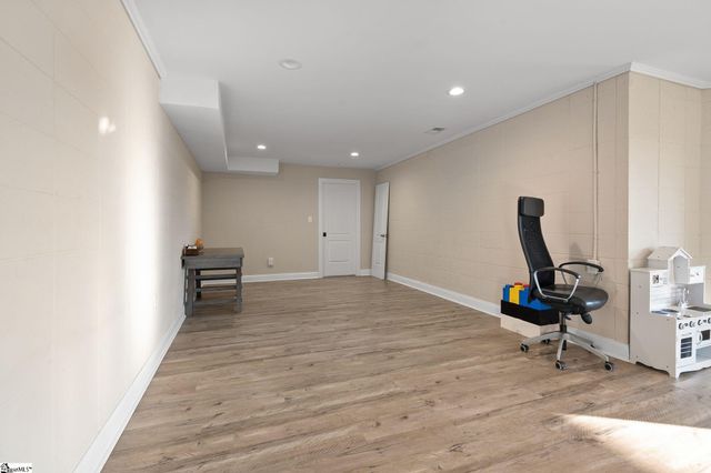 1010 Wall Circle, Chesnee, SC 29323