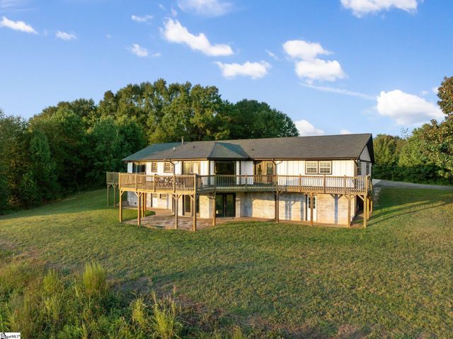 1010 Wall Circle, Chesnee, SC 29323