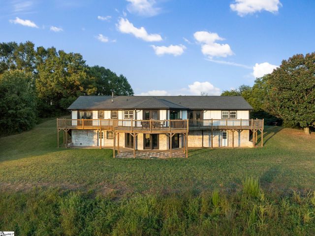 1010 Wall Circle, Chesnee, SC 29323