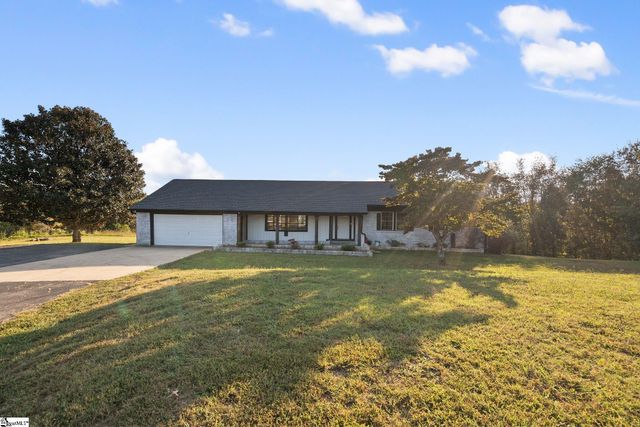 1010 Wall Circle, Chesnee, SC 29323