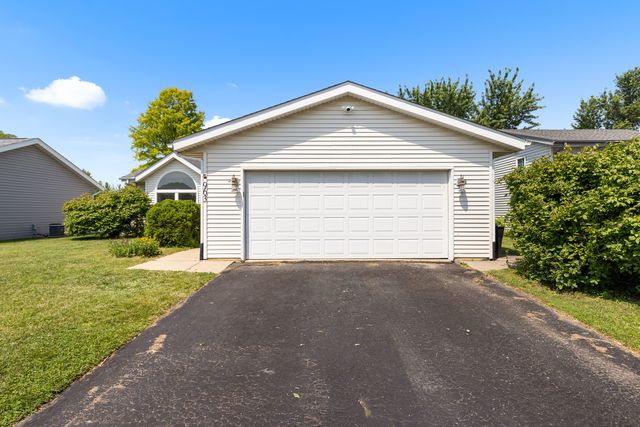 963 S TRAINER Road, Rockford, IL 61108