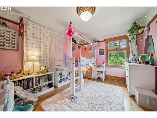 2023 Ne 7TH Ave, Portland, OR 97212