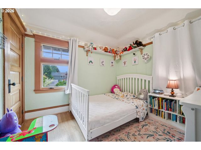 2023 Ne 7TH Ave, Portland, OR 97212