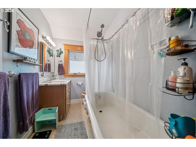 2023 Ne 7TH Ave, Portland, OR 97212