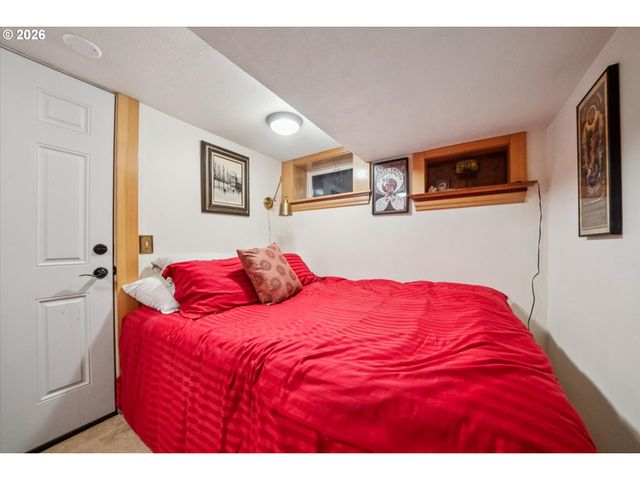2023 Ne 7TH Ave, Portland, OR 97212