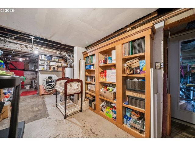 2023 Ne 7TH Ave, Portland, OR 97212