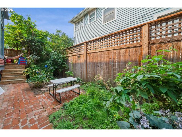 2023 Ne 7TH Ave, Portland, OR 97212