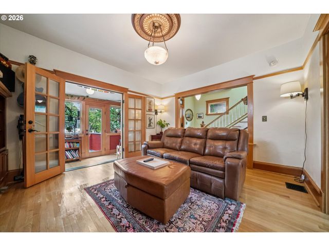 2023 Ne 7TH Ave, Portland, OR 97212