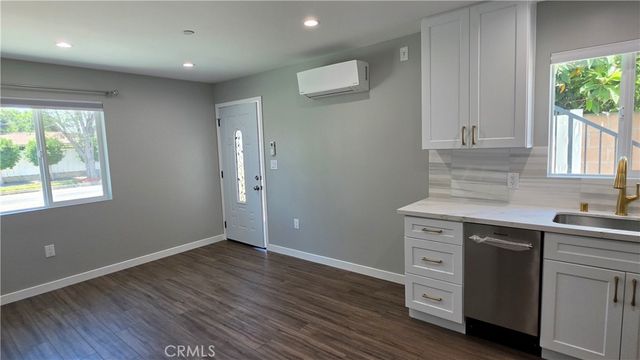 6516 Royer, West Hills, CA 91307