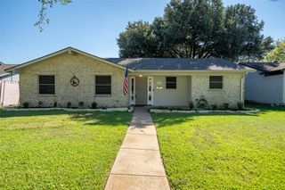 810 Longbeach Drive, Garland, TX 75043