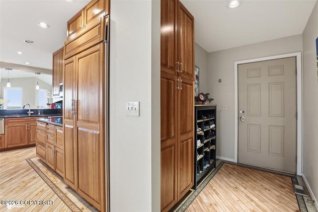 7150 Rabbit Creek Road, Anchorage, AK 99516