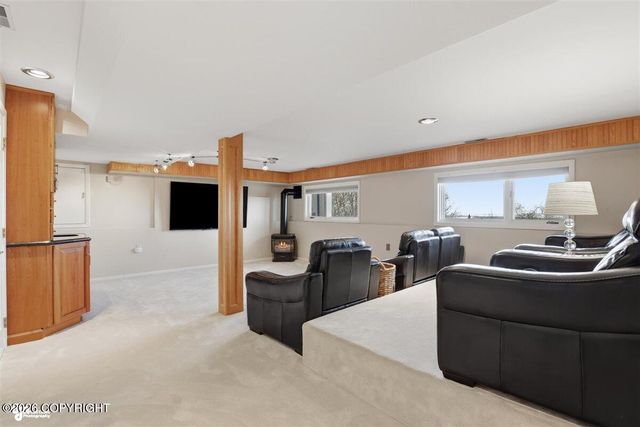 7150 Rabbit Creek Road, Anchorage, AK 99516