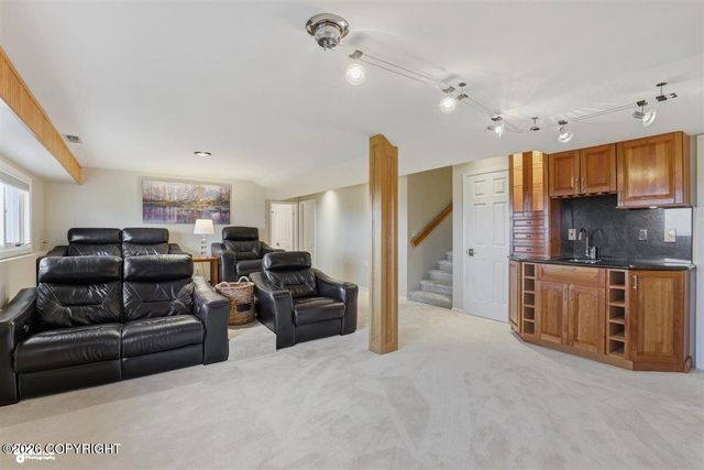 7150 Rabbit Creek Road, Anchorage, AK 99516