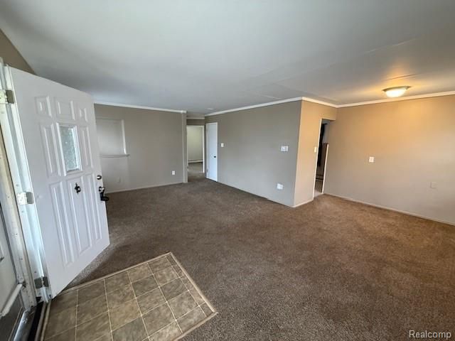 25250 Tecla Avenue, Warren, MI 48089