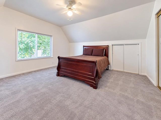 2563 S 8th STREET, Milwaukee, WI 53215
