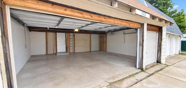 2563 S 8th STREET, Milwaukee, WI 53215