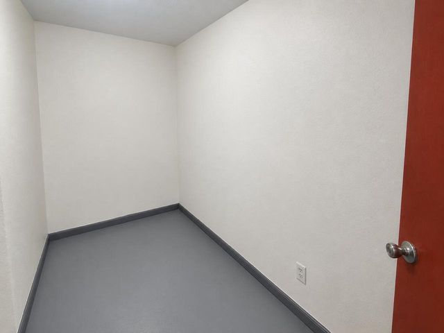 2563 S 8th STREET, Milwaukee, WI 53215