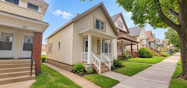 2563 S 8th STREET, Milwaukee, WI 53215