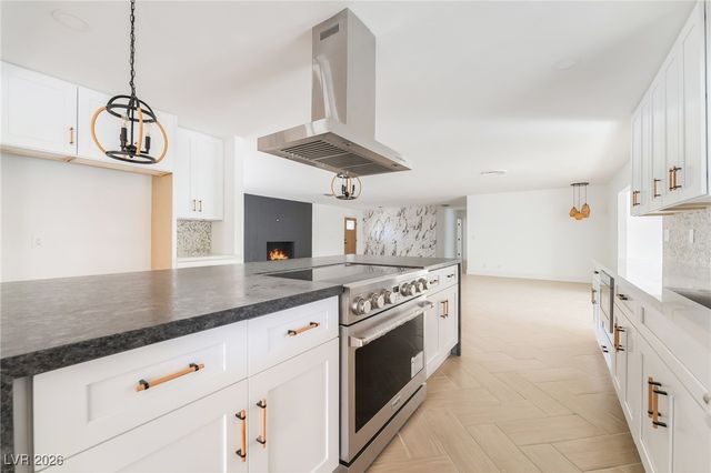 4501 Woodcrest Road, Las Vegas, NV 89121