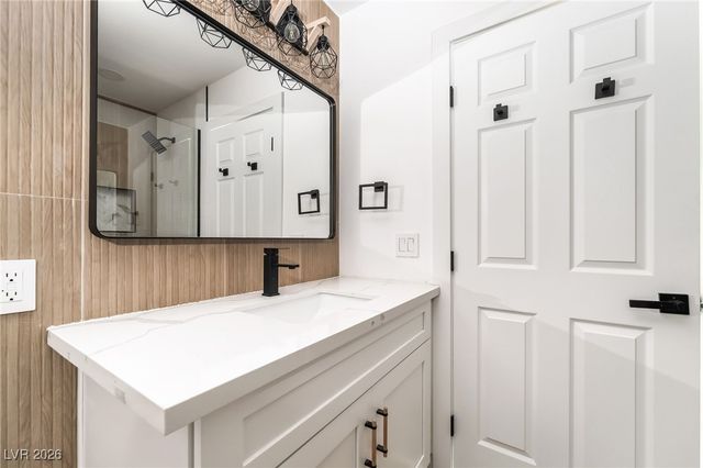 4501 Woodcrest Road, Las Vegas, NV 89121