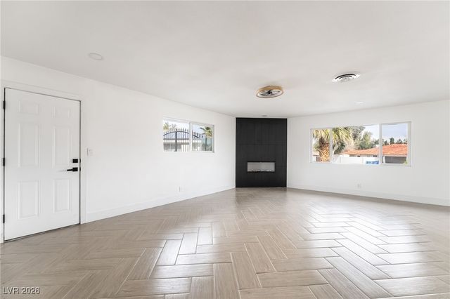 4501 Woodcrest Road, Las Vegas, NV 89121