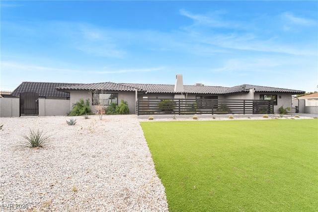 4501 Woodcrest Road, Las Vegas, NV 89121