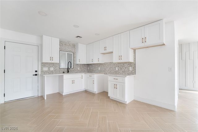 4501 Woodcrest Road, Las Vegas, NV 89121