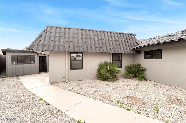 4501 Woodcrest Road, Las Vegas, NV 89121