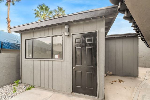 4501 Woodcrest Road, Las Vegas, NV 89121