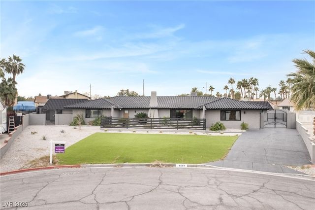 4501 Woodcrest Road, Las Vegas, NV 89121