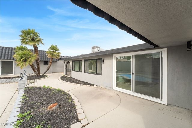 4501 Woodcrest Road, Las Vegas, NV 89121