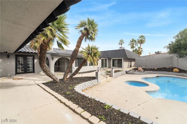 4501 Woodcrest Road, Las Vegas, NV 89121