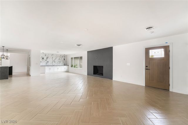 4501 Woodcrest Road, Las Vegas, NV 89121