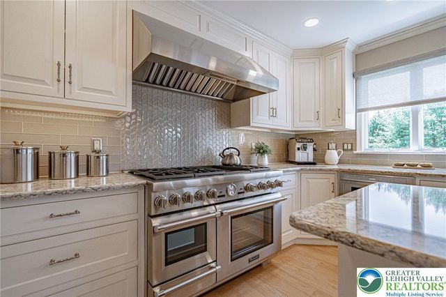 3110 Highland Drive, Palmer Twp, PA 18045